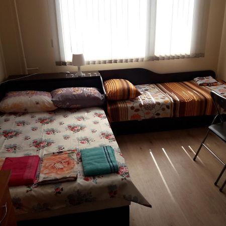 Guest House Mania Sofia Esterno foto
