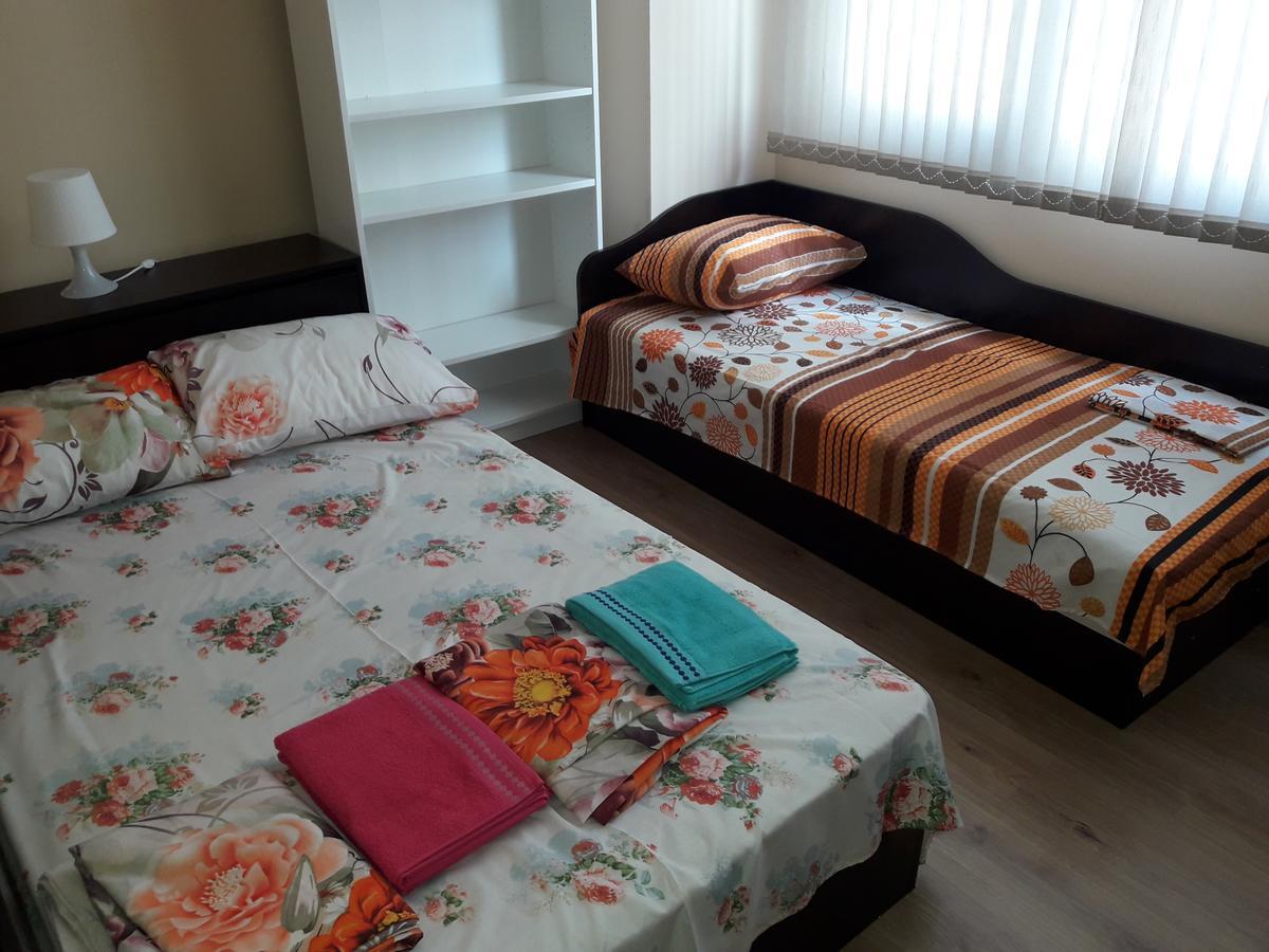 Guest House Mania Sofia Esterno foto